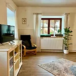 Apartment Mahar *
